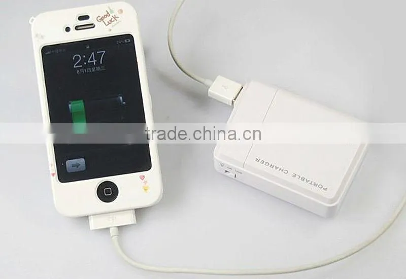 Portable 4AA emergency battery chargers for Iphone/Mobile phone/cellphone