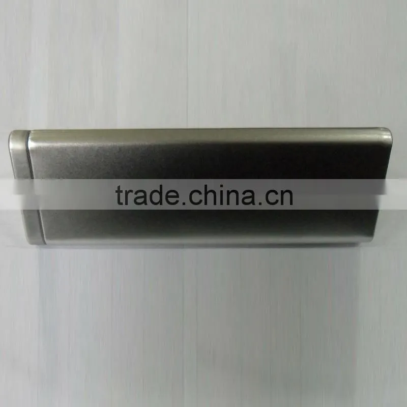 Factory price triangle tea tin box