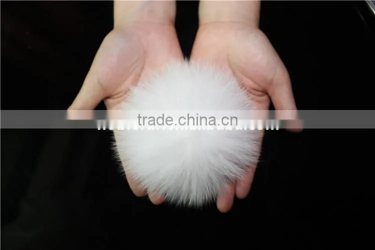 Trendy Key chains Real Fox Pom Pom Fur Balls Garment Accessory