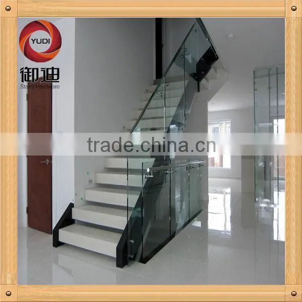 frameless glass railing for porch spigot