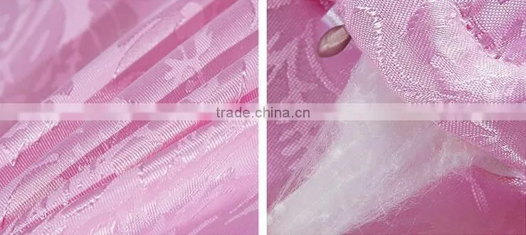 100% silk quilt with red color jacquard flower