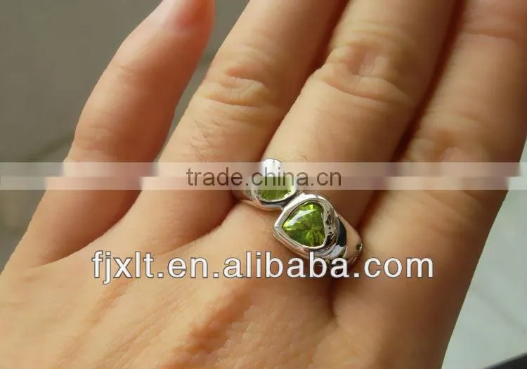 New Arrival Fashionable Double Heart 925 Sterling Silver Peridot Ring