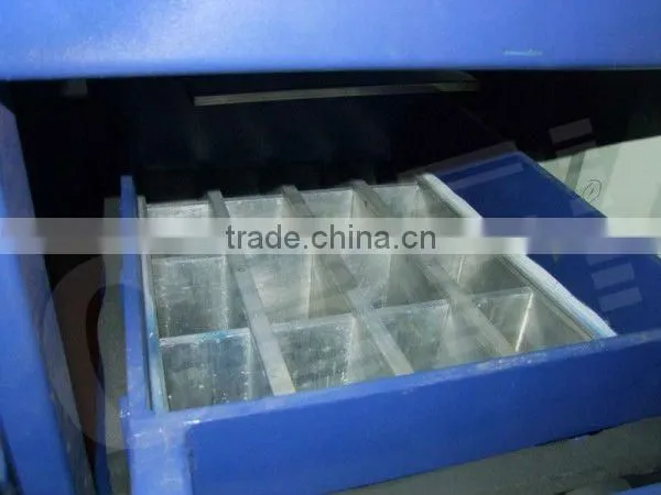 Containerized ice machine for automatic block ice machine