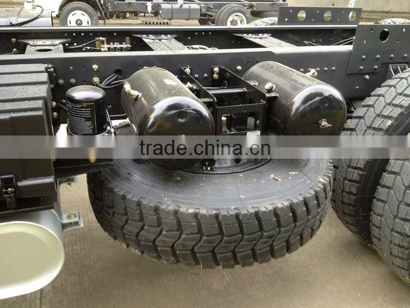 Dongfeng 6x4 dump truck with crane, dump truck mounted crane