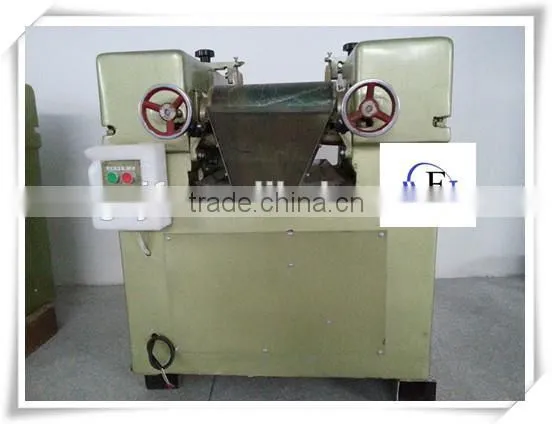 2014 Hottest new ink laboratory three roll mill