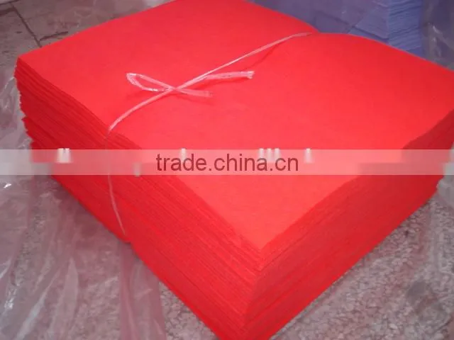 colorful rose petal table and wedding decoration