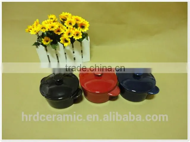 High quality two handles colored ceramic bakeware plates set