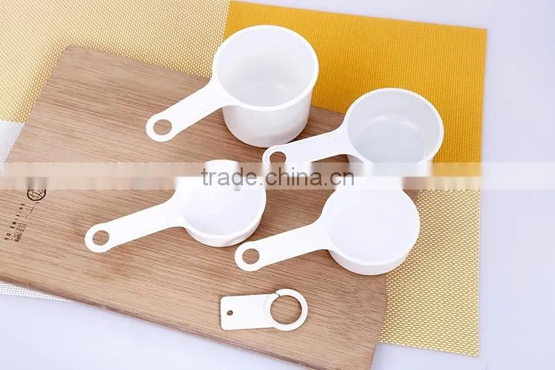 Factory price high quality PP food grade material customized logo measuring cups