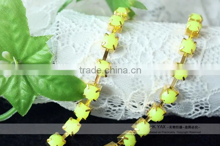 Y1118 Shiny glass rhinestone chain;cheap glass rhinestone cup chain;glass rhinestone chain