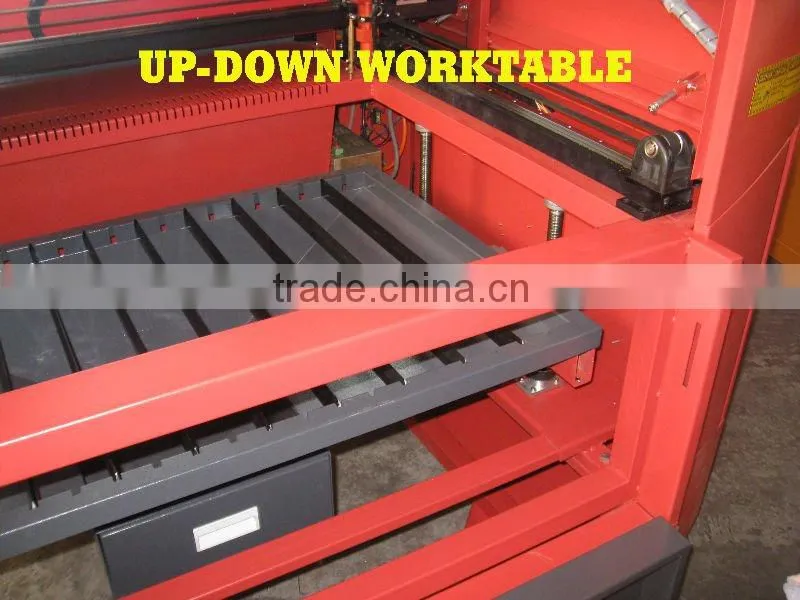 DW 1390 laser engraving/cutting machine