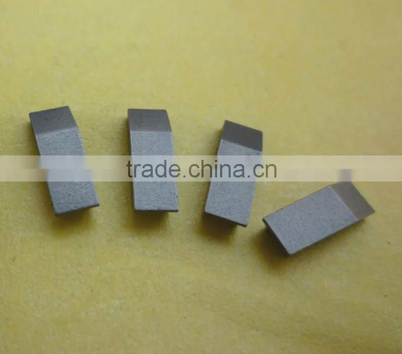 tungsten carbide saw tips brazed in Carbide circular saw blade for wood working