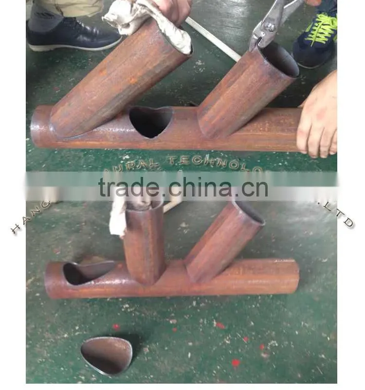 Small portable sheet and pipe beveling flame cutting machine