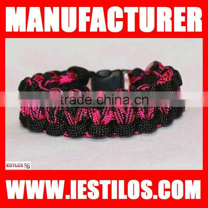 red paracord survival bracelet clasp