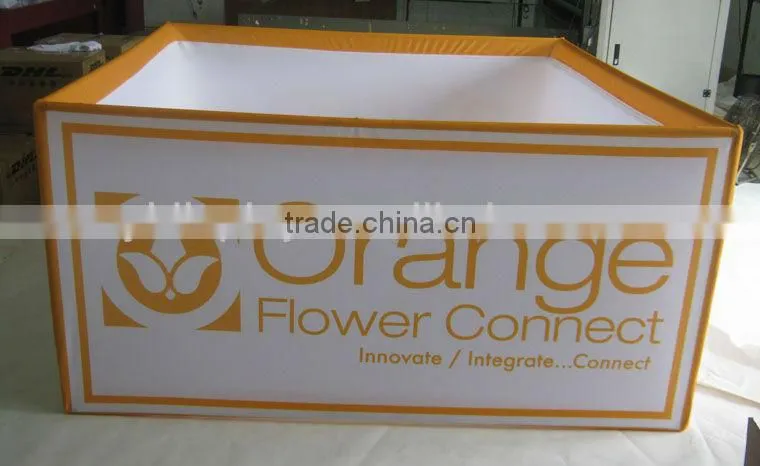 8ft Square hanging signs displays