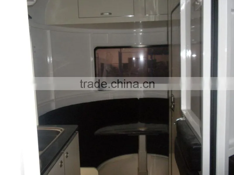 Human quarter 2 horse trailer angle float