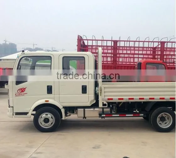 Sinotruk HOWO 4*2 double row light cargo truck lorry truck