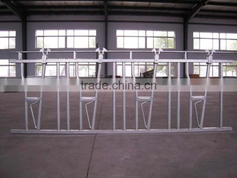 Hot dip galvanized cattle fence