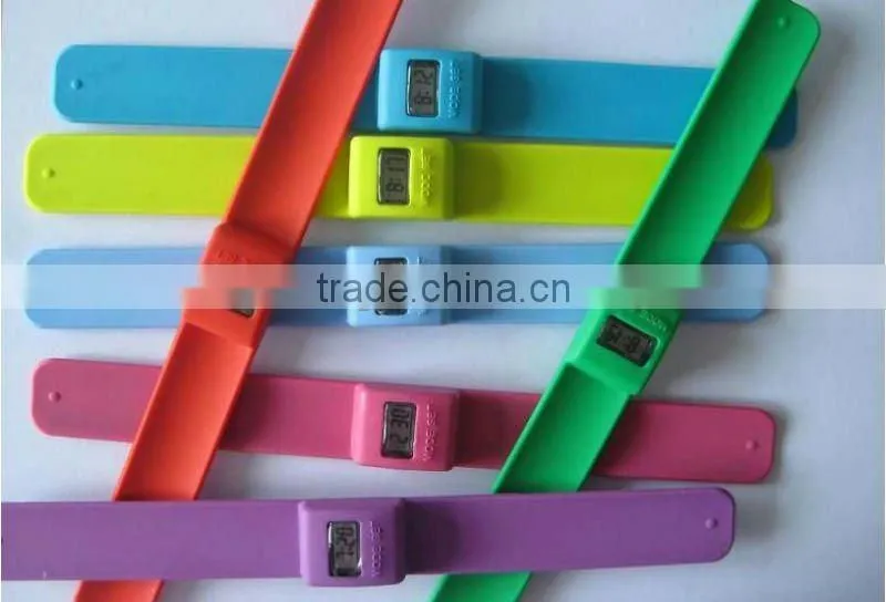 Hot!!! Delicate Digital Silicone Watch