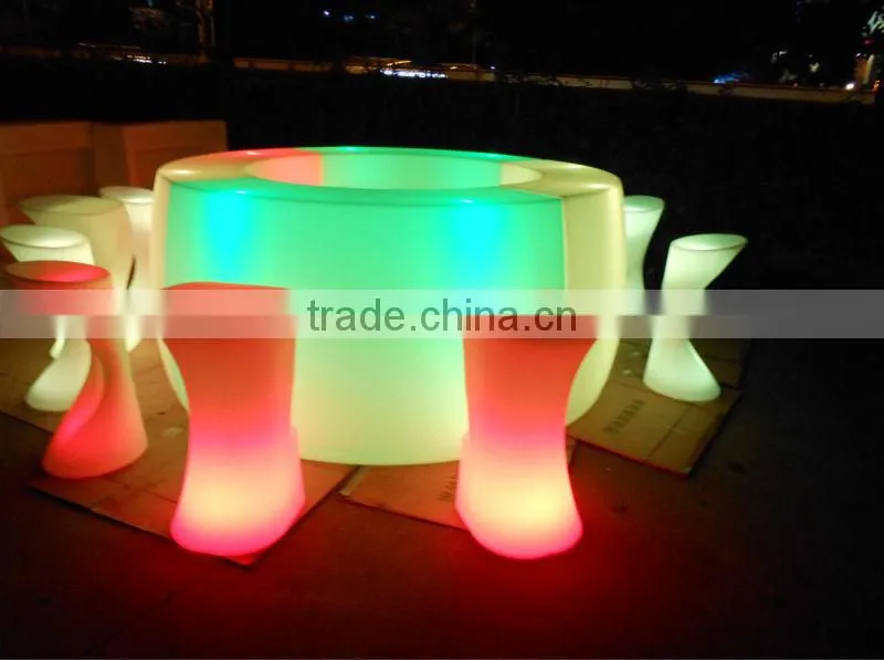 Illuminated plastic rechargeable LI battery operated led bar counter