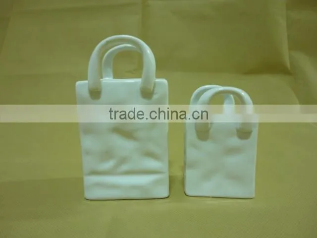 CERAMIC SMALL VASES