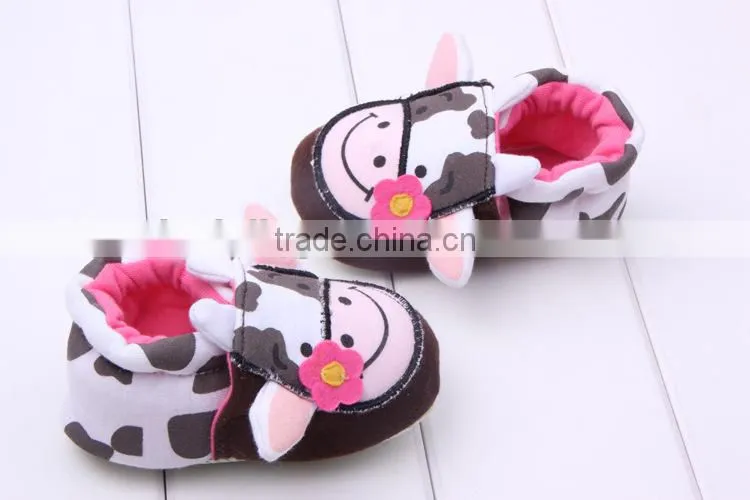 2014 new arrival baby shoe fashion cow designer shoes for girls newborn shoe