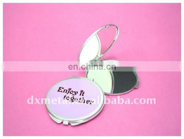 custom round epoxy compact mirror