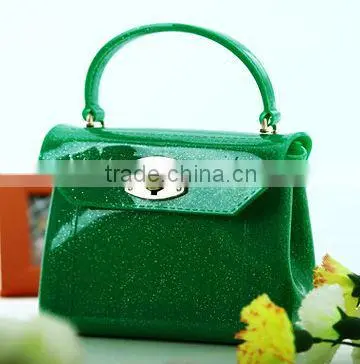2013 trendy beautiful cheap Rubber/pvc/silicone ladies' jelly handbag, cute beach bag