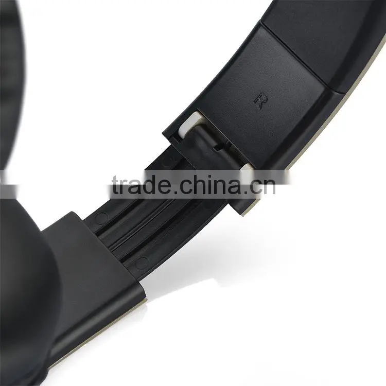Silent disco headphone with hand free function for call