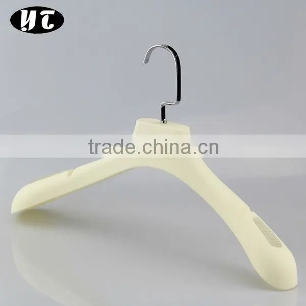HA793 thick bamboo coat hanger