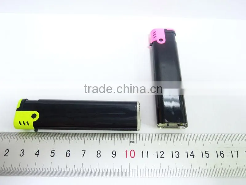 gas cigarette lighter ,quality electron windproof lighter with colored cap and ignition