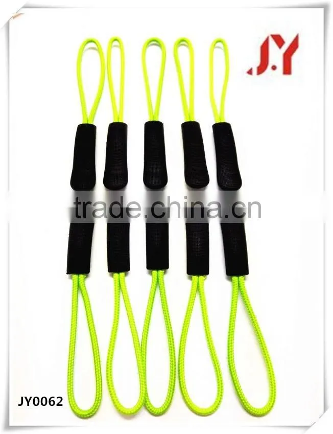 China high quality New stylish glow plastic Zipper puller
