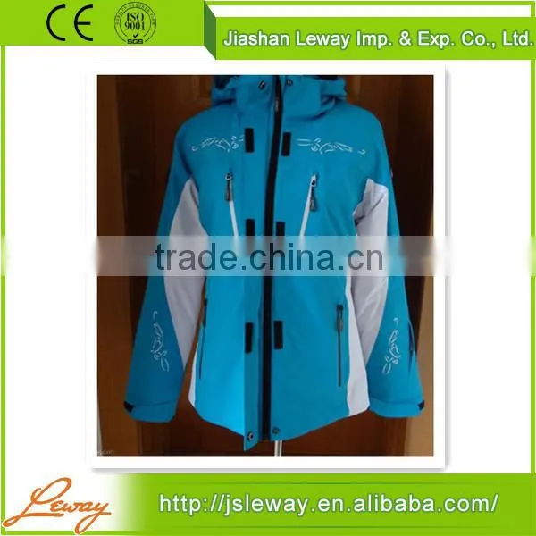 Outdoor softshell jacket hooded china design for men