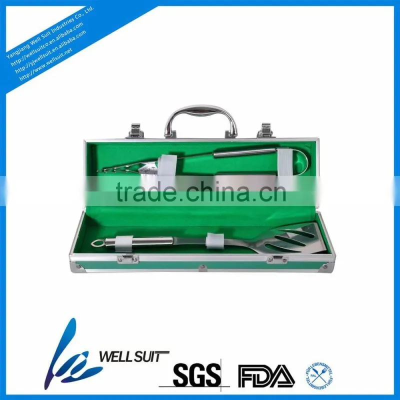 Hot selling high quality wooden handle bbq tool set