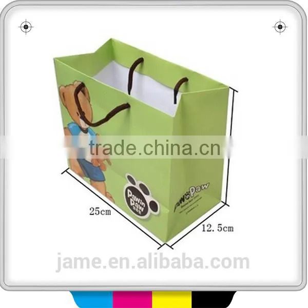 fashion cloth packaging paper gift bags with handles