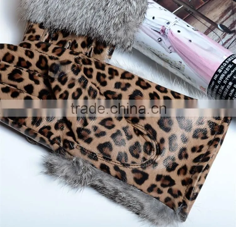 Cool Leopard Design Suede Leather Mittens Rabbit Fur Coverd Wrist Ladies Fashion