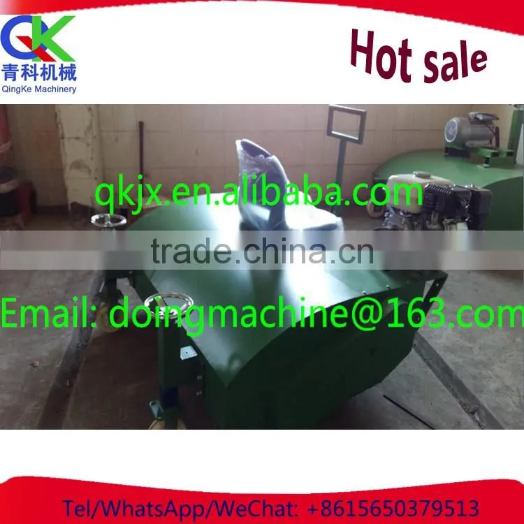 gasoline comb grass machine used for football field