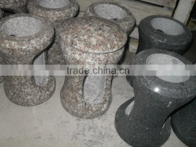 China Granite Grave Lantern for Hungary Market