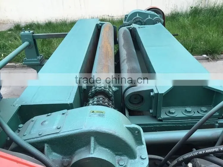 Hydraulic log barking and rounding machine for plywood factory