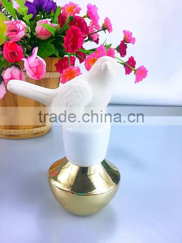 golden glass jar