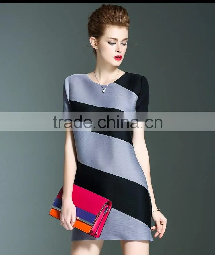 Online shop women twill printed O neck pleated dresses