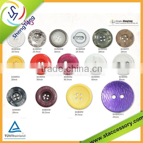 Popular 4 hole plastic button for garment