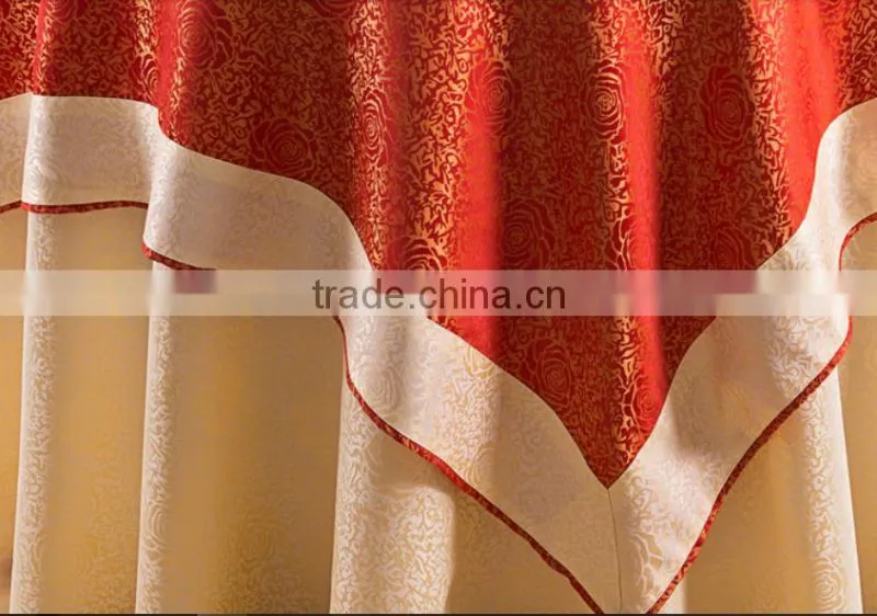 New woven table cloth with polyester fabric