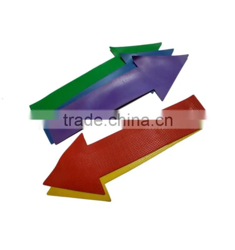 School Sports TPR STRAIGHT ARROW MARK