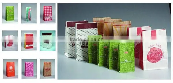 Made in China customized kraft paper bag with window and zipper