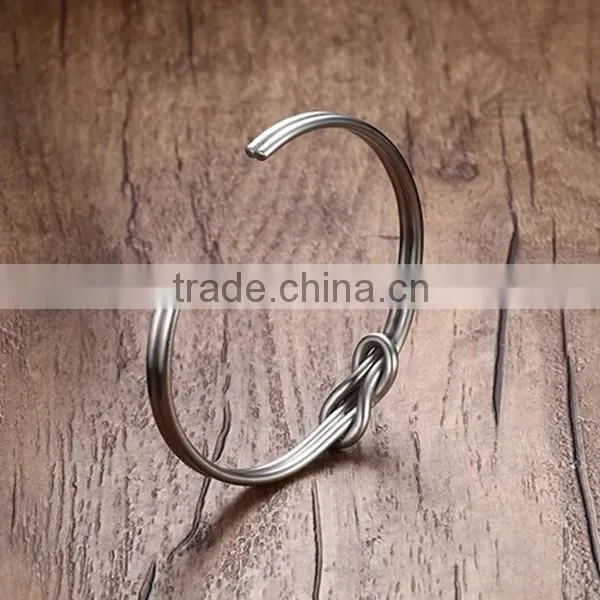 Personality Stainless Steel Jewelry Bowknot Three Colors Bracelet