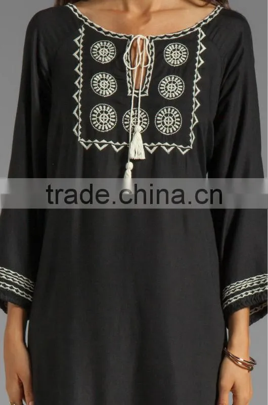 Hot selling embroidered woman casual tunic dress