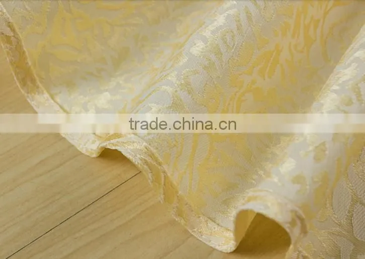 New woven table cloth with polyester fabric