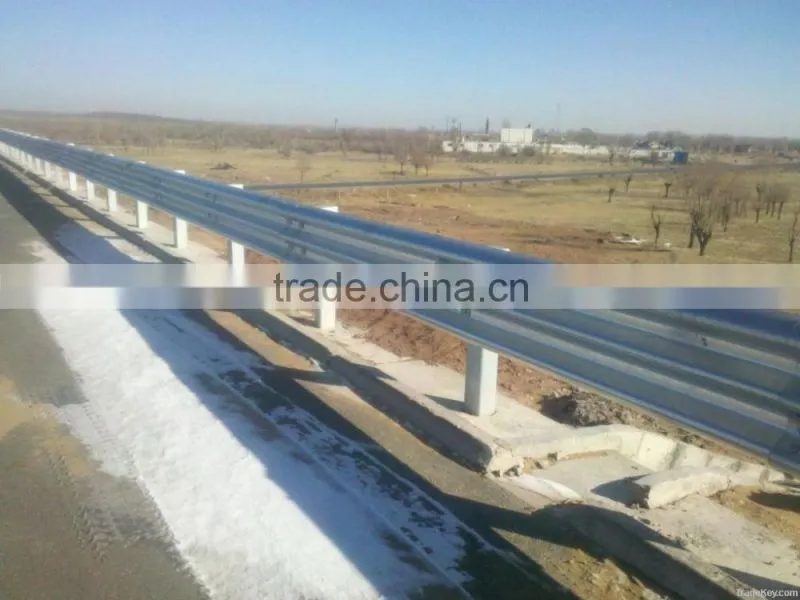 Galvanized Steel Thrie-Beam Rail