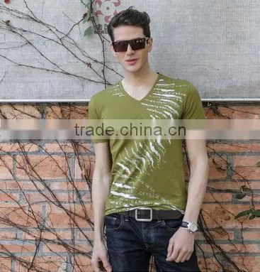 Fashion Summer Printed V-neck Men's T Shirt Design
