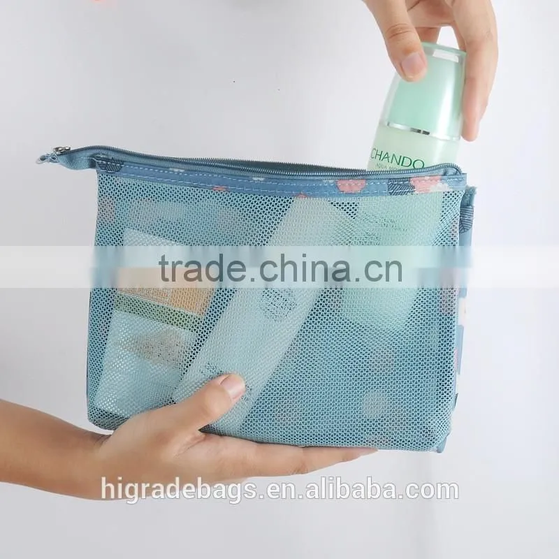 fashion style travel canvas cosmetic bag